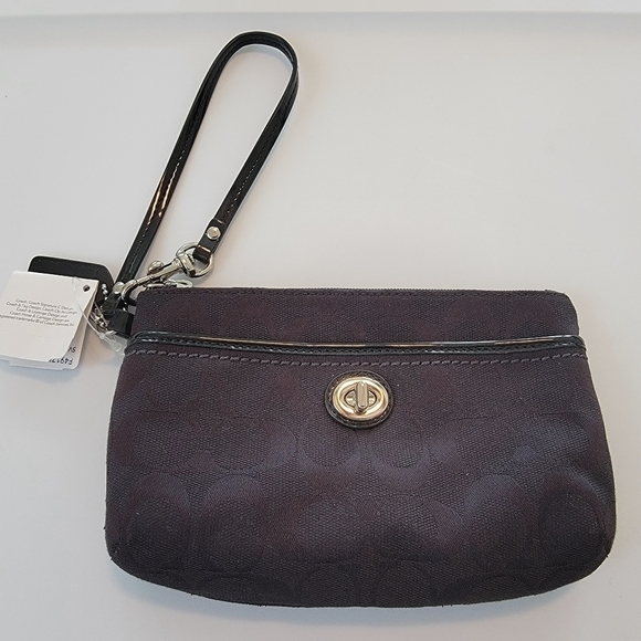 NWT Coach Wristlet with Classic Coach Logo - Picture 4 of 4